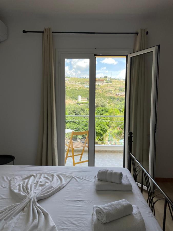 Aparthotel Orchard Retreat Himarë Exterior foto